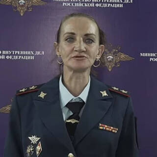 Хотела дослужить до военной пенсии, но стало ясно, что жизни мне не дадут.
