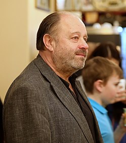 Кто еще жив из великих артистов времён СССР?