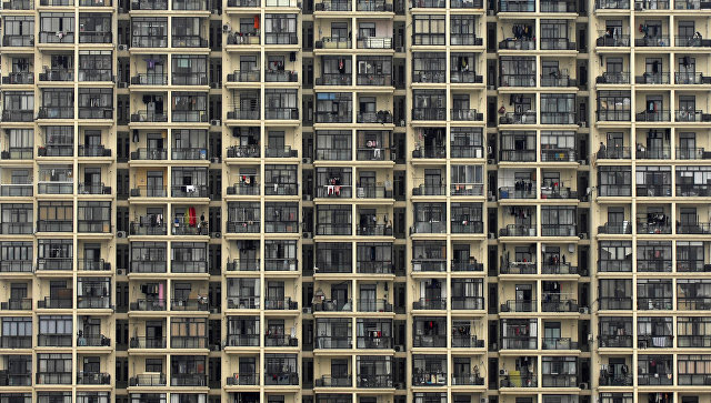 В Китае за выброшенную из окна бутылку заплатили все жильцы дома
