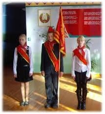 Он имел право поздравить страну с днем победы!