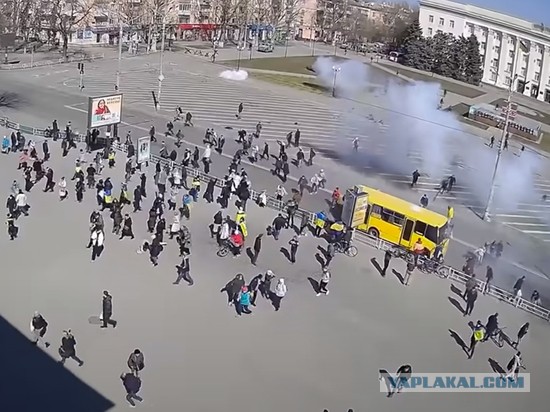 В Херсоне снова зажгли Вечный Огонь.