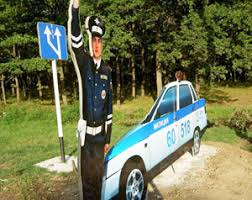 В Америке, где людей грабят каждый день, они носят с собой муляжи телефонов