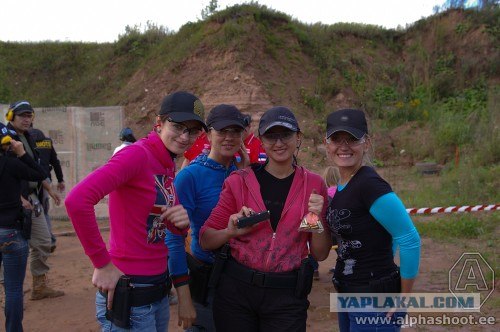 13-летняя девочка стреляет лучше многих взрослых