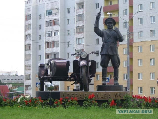 10 самых веселых памятников в России