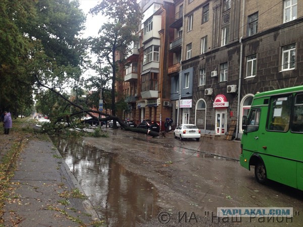 Ночной ураган в Днепропетровске, 24.09.2014.