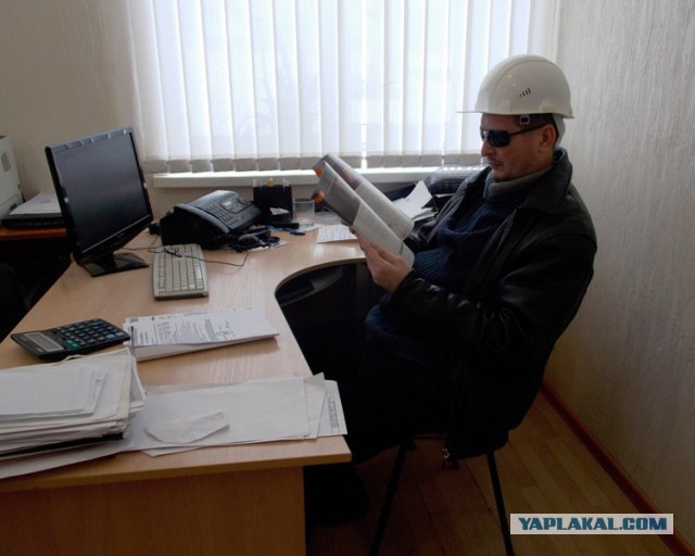 Друзья! Нужен ваш совет!  Надо ли в резюме сообщать что я песни и мелодии сочиняю?