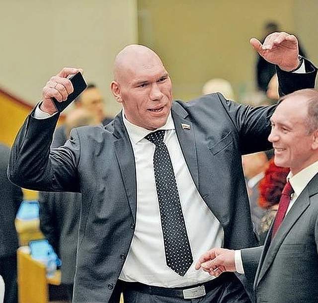 Депутатов Госдумы могут начать проверять на адекватность