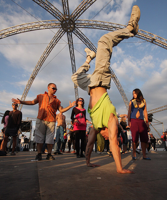 Z-18: В Крыму стартовал «КаZантип»!