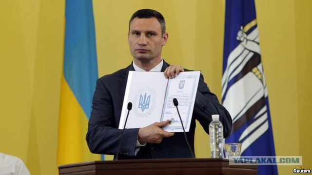 "Мы что сюда приехали в очереди стоять"