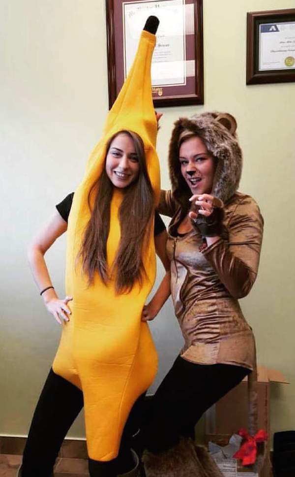 Девчонки дурачатся