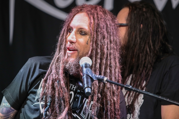 Музыка и музыканты: Korn