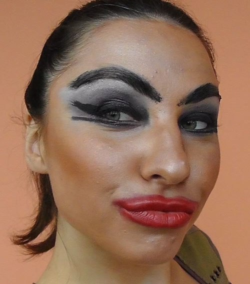 А давайте улыбнёмся