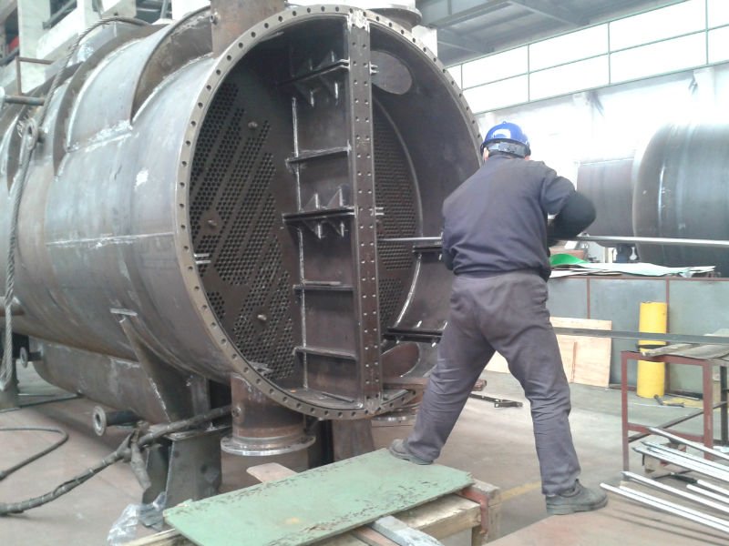 Конденсатор турбины 300 кцс-3. Схема конденсационной установки паровых турбин. Конденсатор паровой турбины схема. Конденсатор тэц. Что происходит в конденсаторе тэс.