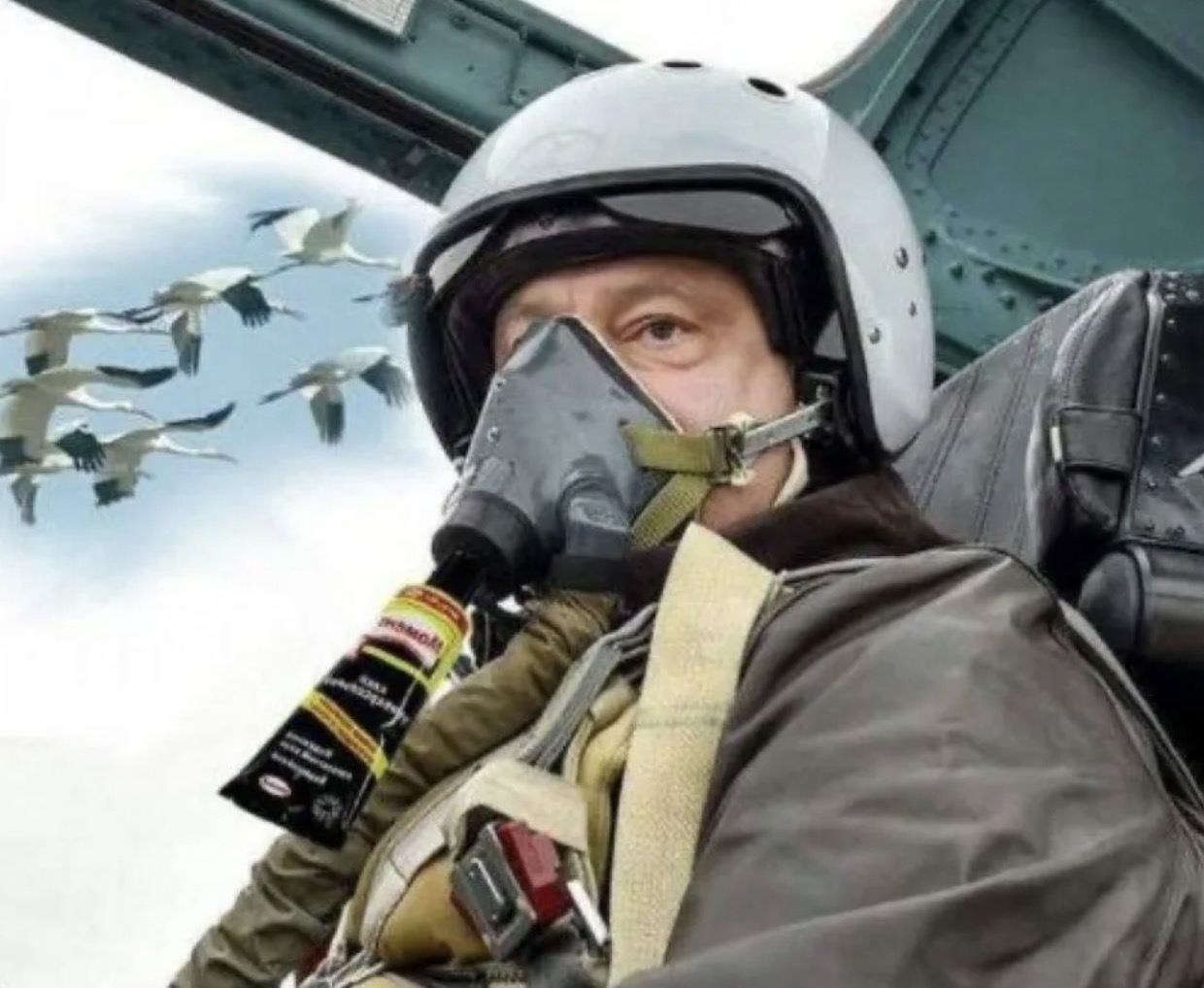 летчик всу. летчики на украине. украинский летчик. украинские пилоты.