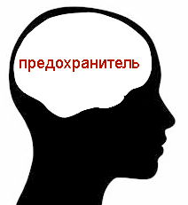 Полицейский случайно выстрелил в себя