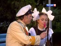 Что делает мужчина перед свиданием с любовницей?