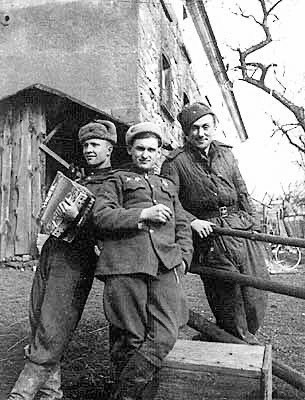 Интересные снимки известных людей 30.04.24