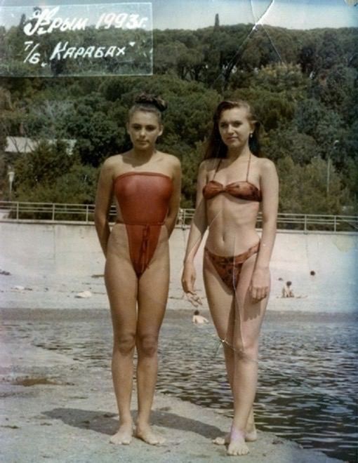 Девчата из 90-х и 00-х