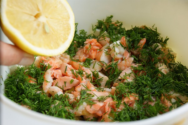 Пирожки с креветками и рыбой, Закусочные))
