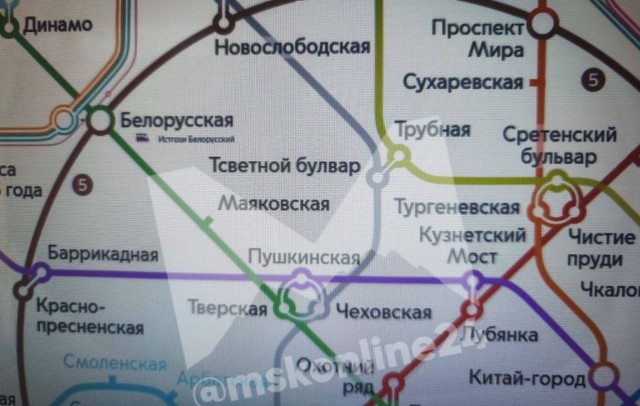 «Тсветной бульвар» и «Чистие пруди»