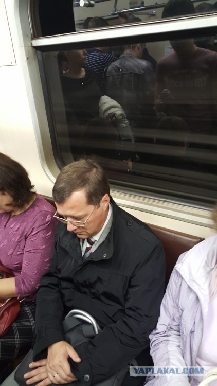 Странные люди, встречающиеся в Московском метро