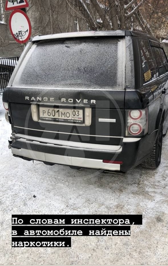 В Новосибирске  водитель чёрного Range Rover насмерть сбил женщину и скрылся, бросив машину