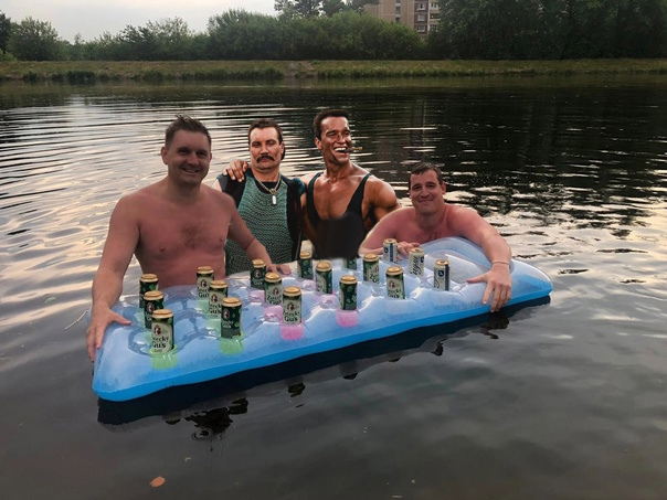 Фотожаба "Чуваки на отдыхе"