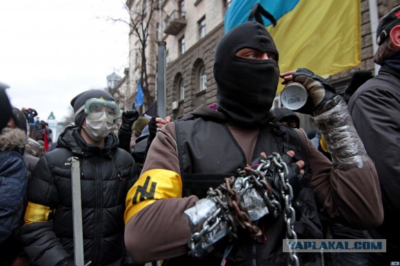 Керчь... заезжие майданники отп......ны