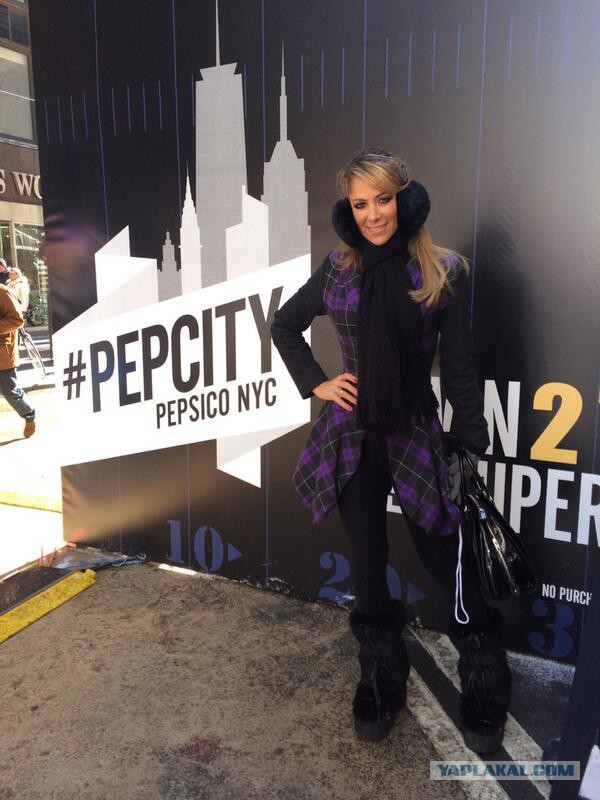 5 самых красивых журналисток чемпионата мира 2014