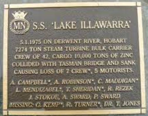 Столкновение сухогруза «Lake Illawarra» с мостом через реку Дэруэнт