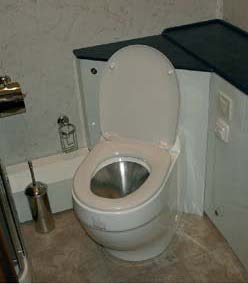 Anonymous vs Якунин