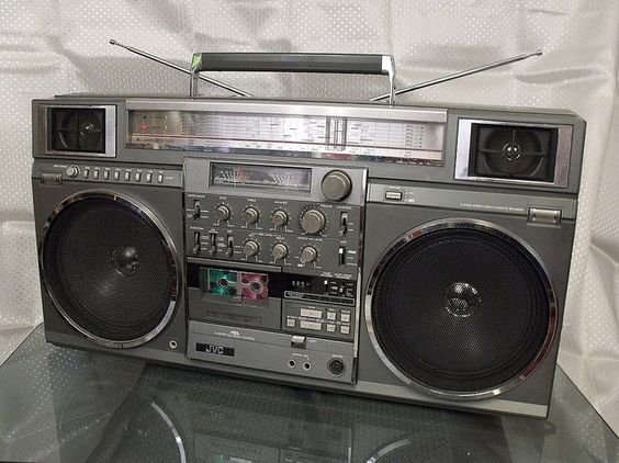 Неоновое DISCO.  Те самые Магнитолы на плече 80-х