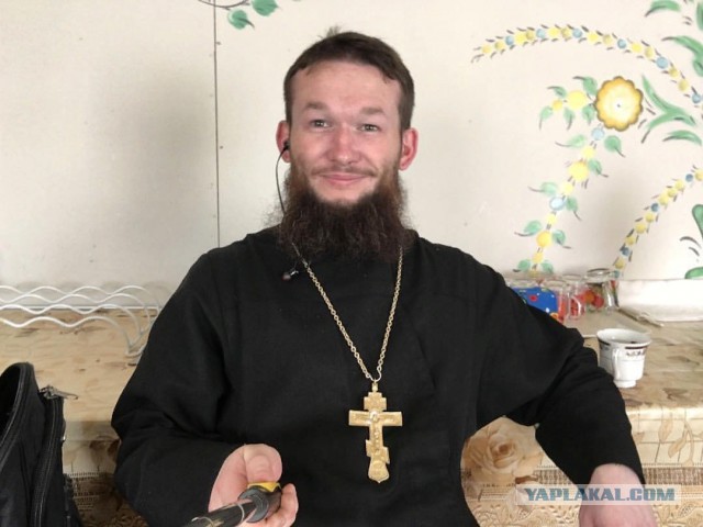 Военнослужащим урезали премии из-за строительства храма минобороны