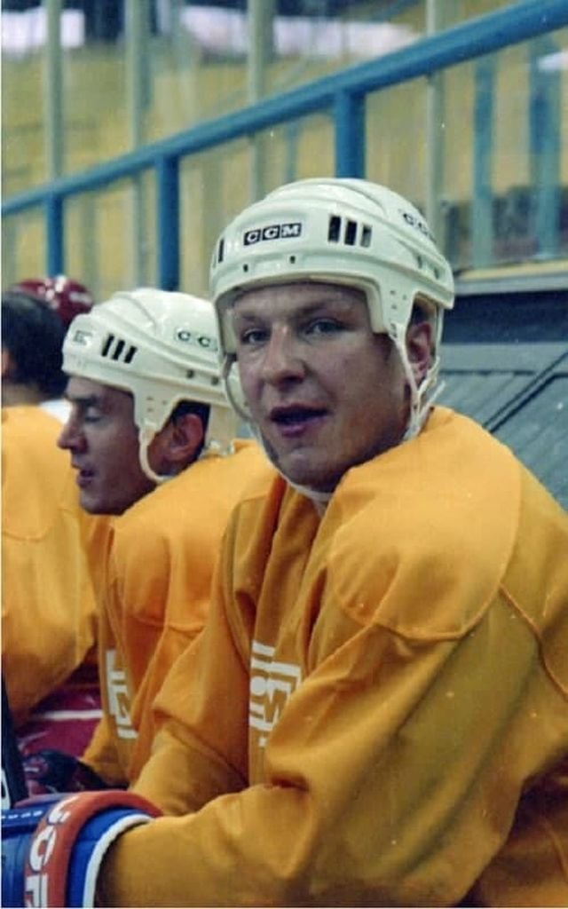 Подборка атмосферных фотографий из 90-х
