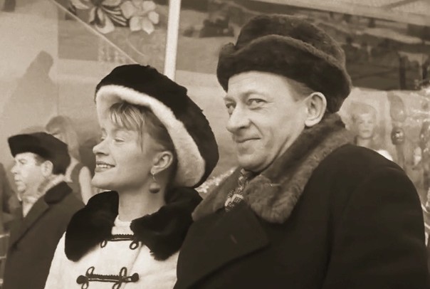 Учитесь делать предложение, молодежь
