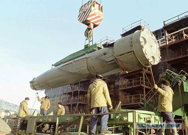 "Авианосец "Джордж Буш"