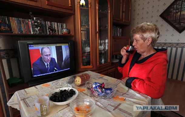 «Достиг дна и начал копать» Правительство объявило о конце кризиса в России