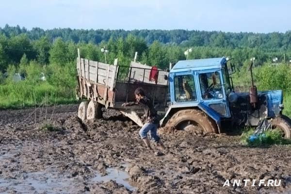 "Нашествие 2017": Почему всем нужен трактор