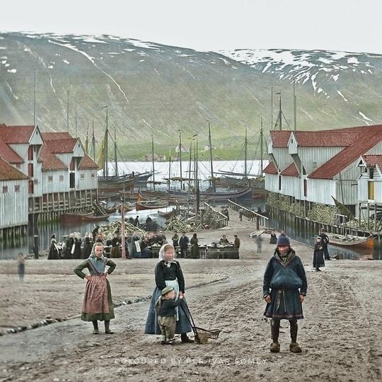 Исторические фотографии. Около сотни лет назад.