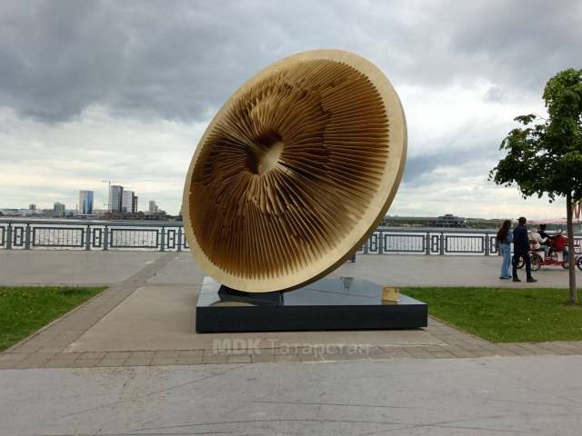 Бывший совладелец Совкомбанка, ныне резидент Монако и художник Василий Клюкин напал на таксиста в Москва-Сити