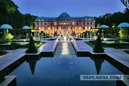 Горит резиденция Рината Ахметова