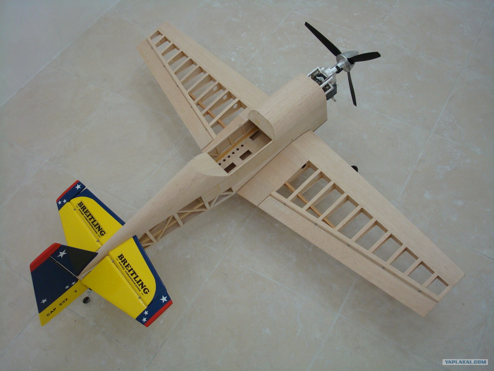Сборная модель Военный самолет И-16 купить