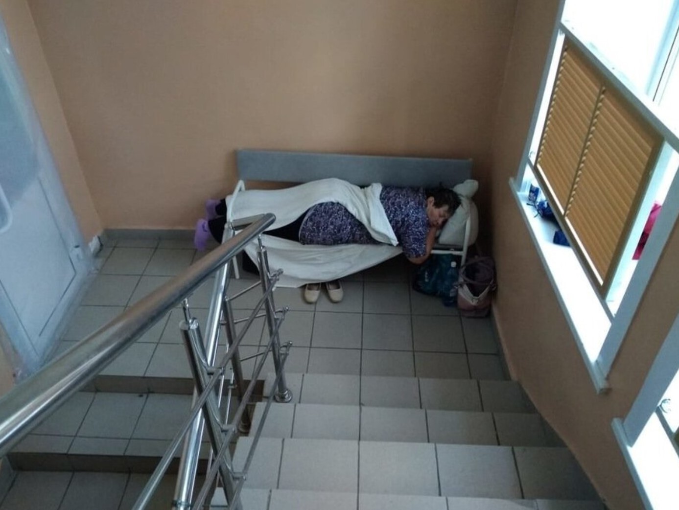 Фото палат в больнице с пациентами