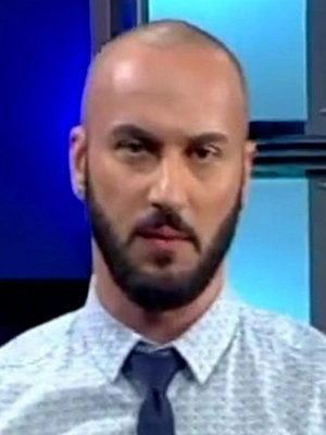 "Иди наx*й со своим Путиным! Выйди, покажу как казах бьётся!"