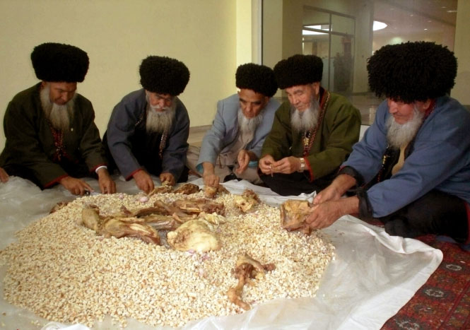 turkmenskaya kuhnya dograma yaplakal