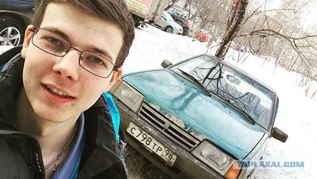 Глава СК РФ Александр Бастрыкин вручил медаль "Доблесть и отвага" Роману Ковалёву, который заступился за девушку в московском метро