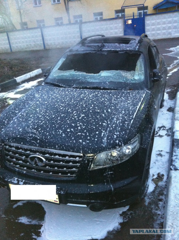 В Лобне сжигают неправильно припаркованные автомобили