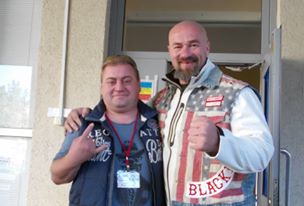 Боец Монсон приехал в Луганск за паспортом