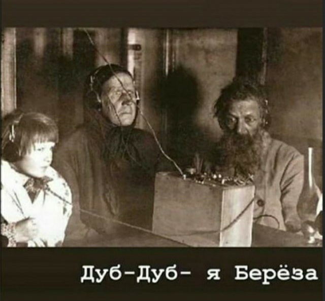 Ребёнка с подозрением на коронавирус забирает скорая!