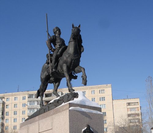 Какие прозвища дают памятникам в России